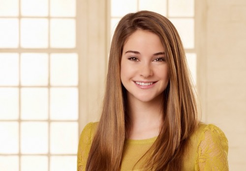 Celeber-ru-Shailene-Woodley-The-Secret-Life-Photoshoot-2010-02[1]