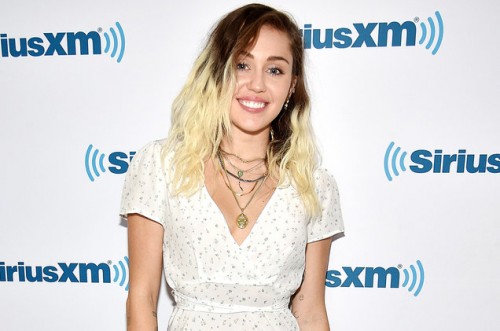 miley-cyrus-siriusxm-smile-2017-billboard-1548[1]