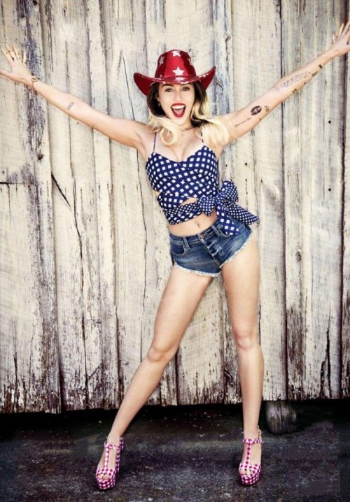 miley-cyrus-in-cosmopolitan-magazine-september-2017_11[1]