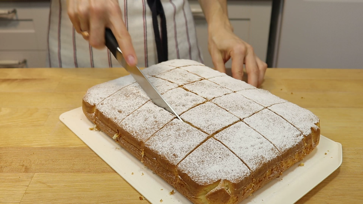 Готовлю знаменитый горячий молочный пирог (Hot Milk Cake)или пирог на горячем молоке, и пирог и бисквит